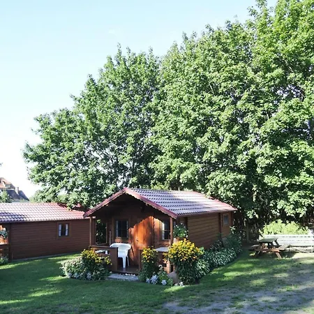 Сasa de vacaciones In At 300 M From The